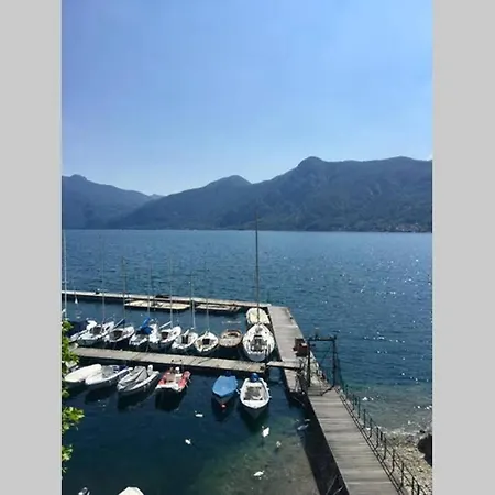 Mamma Ciccia - Front Apartment, And Swimming Pool Apartment Lierna